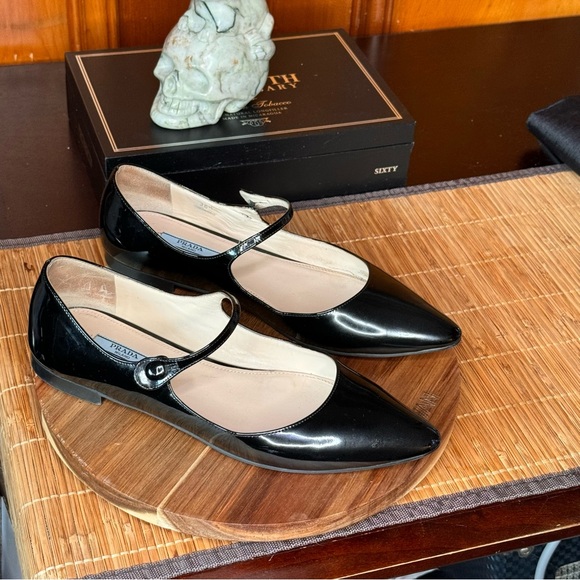 PRADA GENUINE POINT TOE BALLERINA MARYJANE FLAT ITALIAN PATENT LEATHER SZ 6.5❤️ - Picture 6 of 11